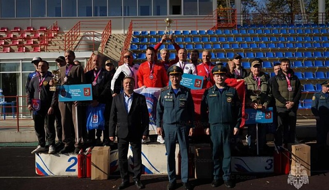 В подмосковных Апаринках состоялась церемония награждения победителей Чемпионата города Москвы по пожарно-спасательному спорту среди представителей добровольной пожарной охраны